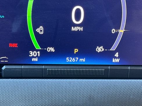 Used 2023 Chevrolet Brightdrop 600 w/ Active Safety Package 2 AWD/4WD image 27