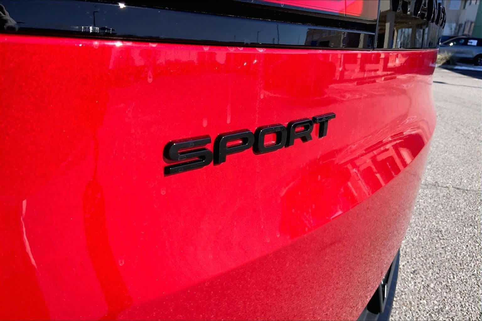 New 2026 Land Rover Range Rover Sport SE AWD/4WD image 15