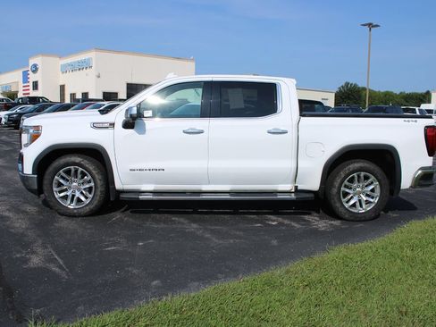 Used 2021 GMC Sierra 1500 SLT w/ SLT Premium Package AWD/4WD image 4