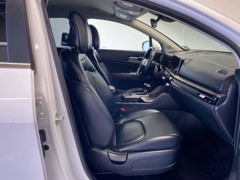 Certified 2026 Kia Sportage EX FWD image 28