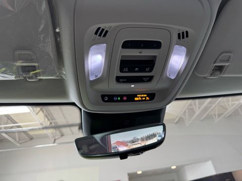 New 2026 Buick Envision Avenir image 19