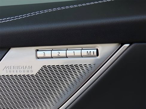 Used 2025 Jaguar F-PACE R-Dynamic S image 49