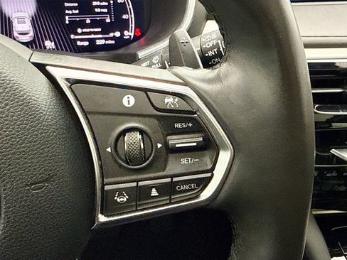 Used 2024 Acura MDX SH-AWD w/ Technology Package image 12