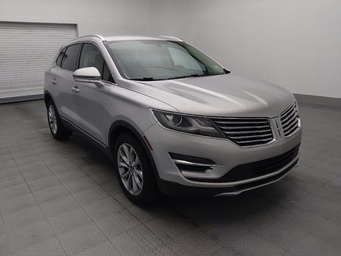 Used 2018 Lincoln MKC Select w/ Select Plus Package FWD image 13