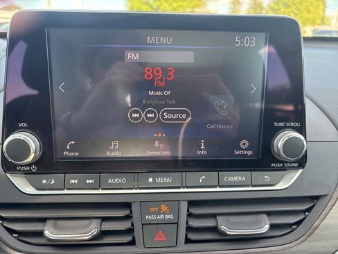 Used 2024 Nissan Altima 2.5 SV image 31