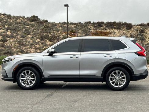 Used 2023 Honda CR-V EX image 6