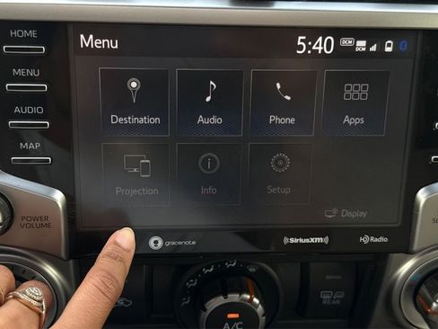 Used 2020 Toyota 4Runner SR5 Premium w/ Moonroof Package AWD/4WD image 22