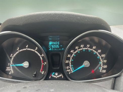 Used 2016 Ford Fiesta SE image 11