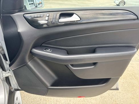 Used 2019 Mercedes-Benz GLS 450 4MATIC image 15