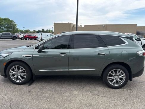 Used 2023 Buick Enclave Premium w/ Experience Buick Package AWD/4WD image 4