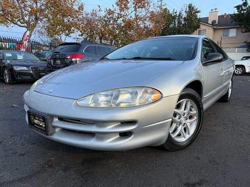 Used 2002 Dodge Intrepid SE image 1