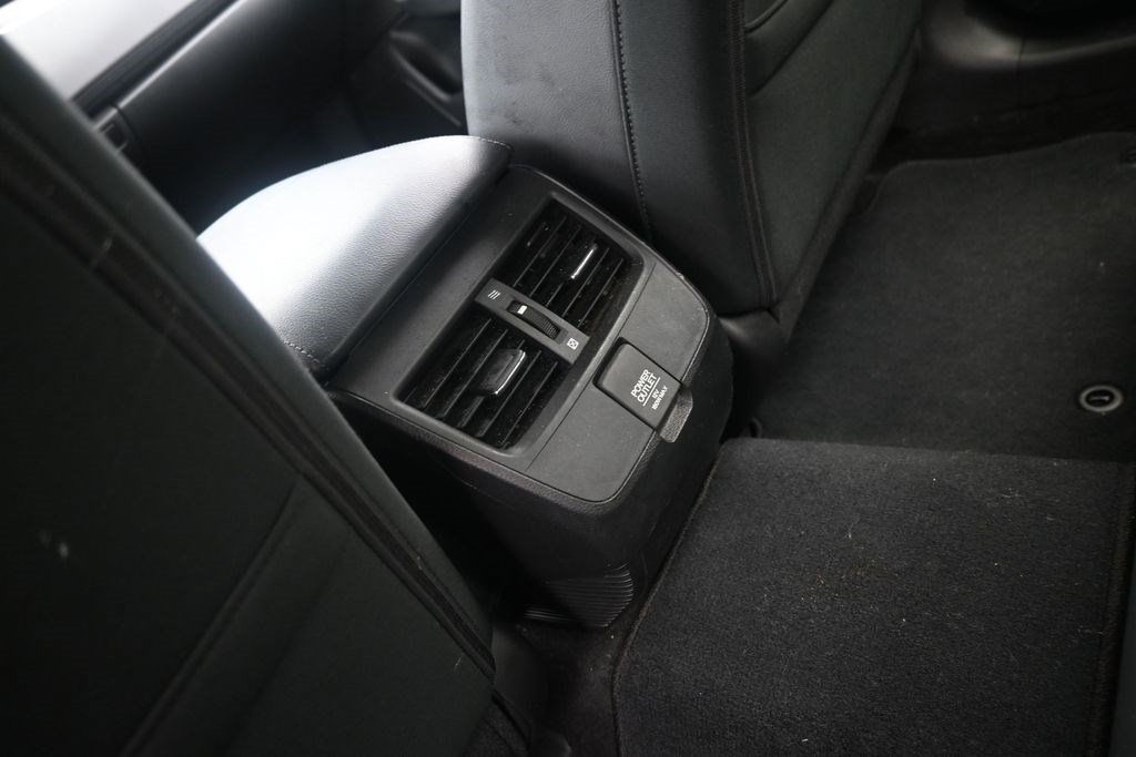 Used 2021 Honda Clarity Plug-In Hybrid image 18