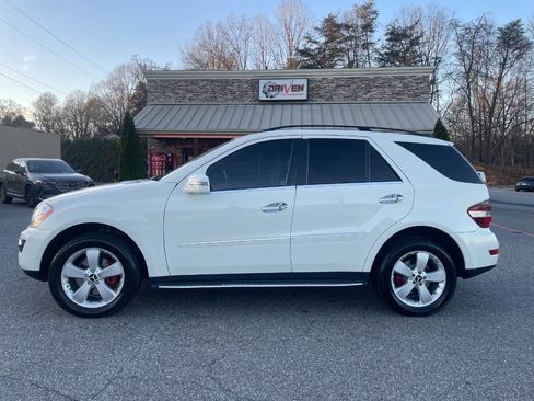 Used 2011 Mercedes-Benz ML 350 4MATIC image 1