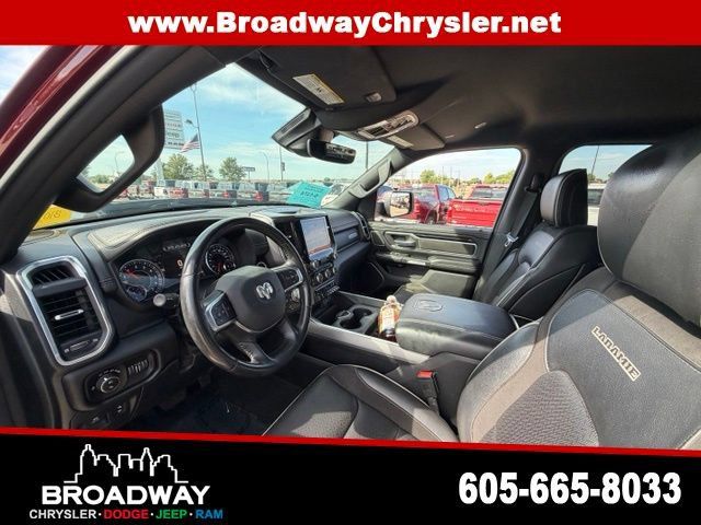 Used 2022 RAM 1500 Laramie AWD/4WD image 13