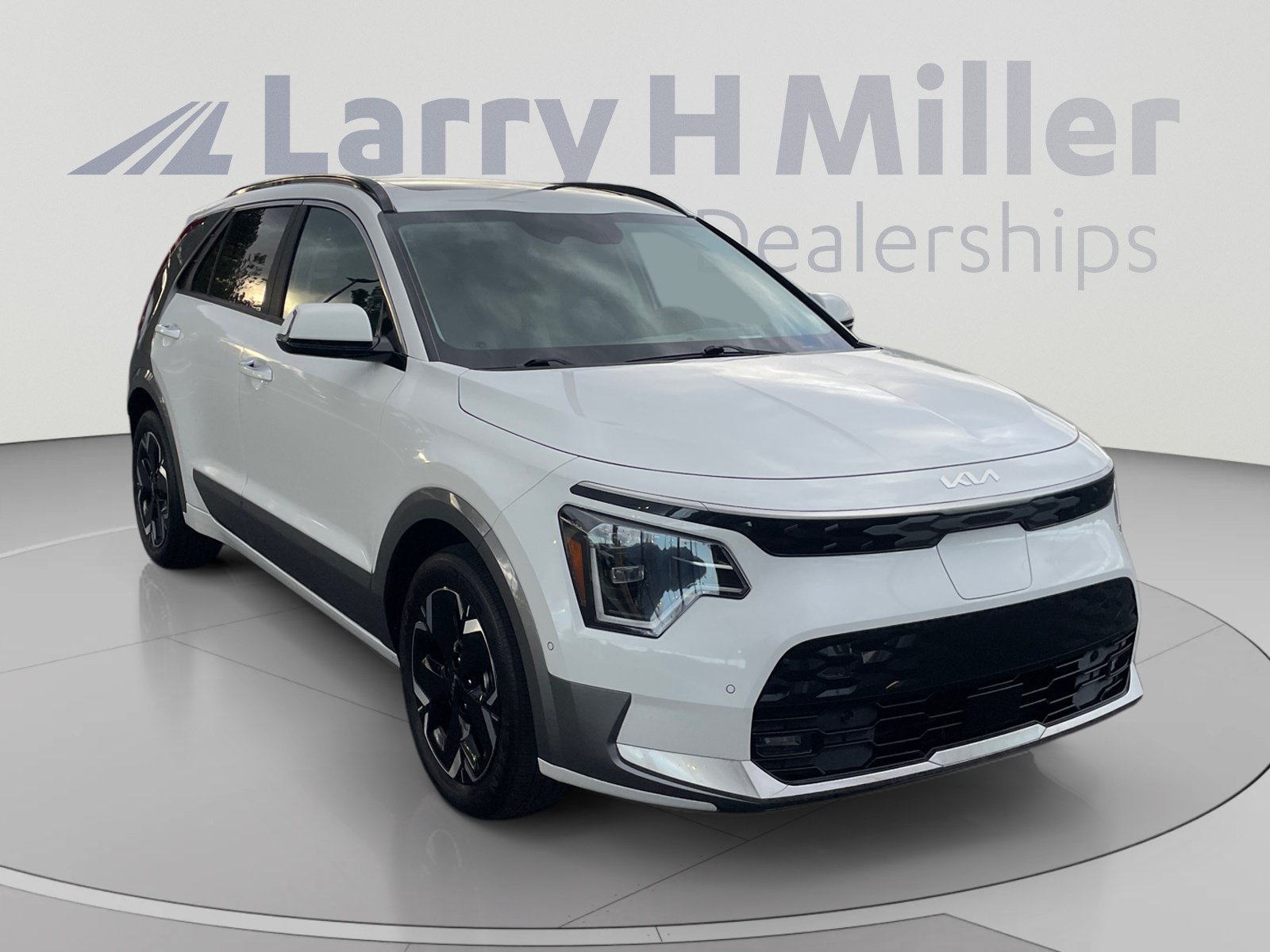 Used 2024 Kia Niro Wave w/ Wave Preserve Package FWD image 7