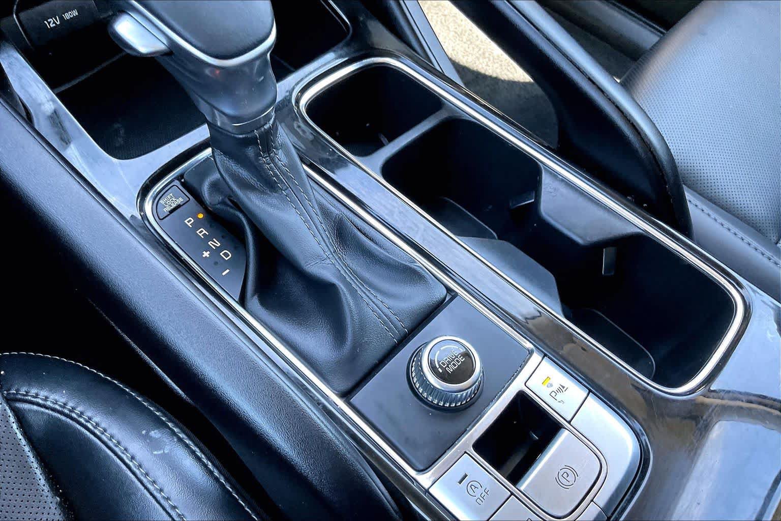Used 2025 Kia Telluride LX FWD image 34