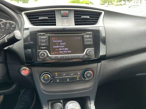 Used 2017 Nissan Sentra SV FWD image 10
