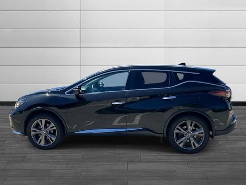 Used 2019 Nissan Murano Platinum w/ Cargo Package FWD image 2
