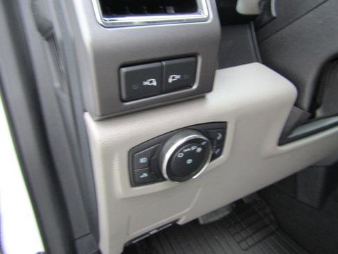 Used 2021 Ford F250 XLT w/ XLT Value Package AWD/4WD image 19