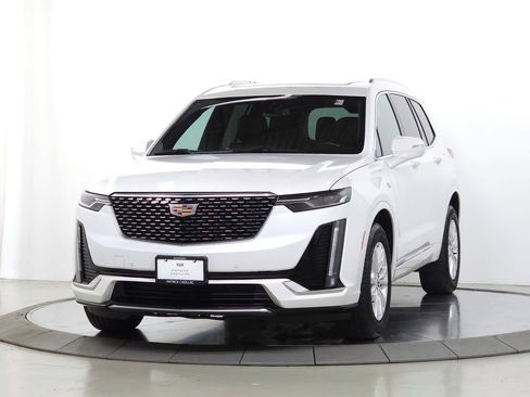 Certified 2024 Cadillac XT6 Luxury AWD/4WD image 1
