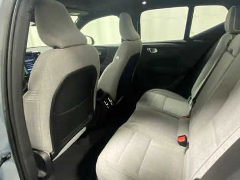 Used 2023 Volvo XC40 Recharge Ultimate AWD/4WD image 13
