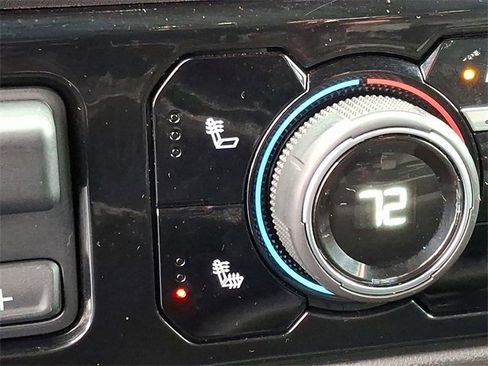 Certified 2022 Chevrolet Silverado 1500 LT w/ All Star Edition Plus image 25