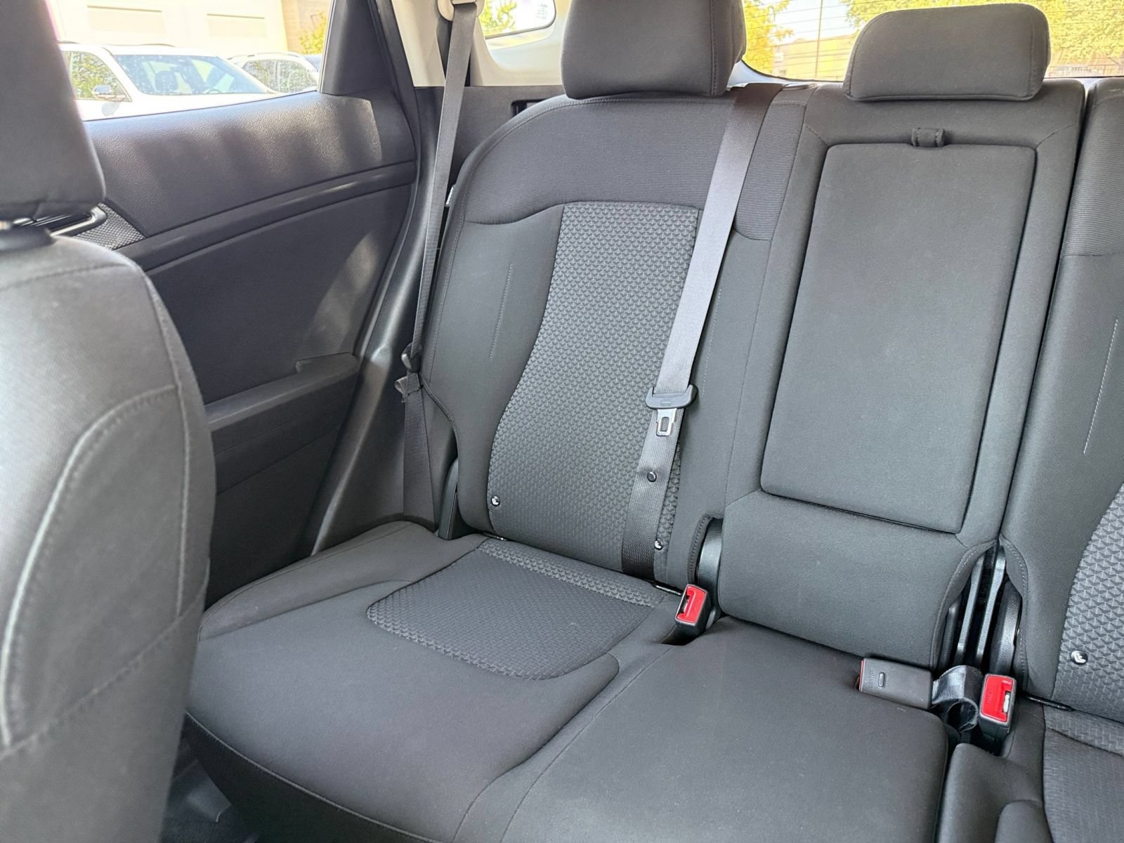 Used 2025 Kia Sportage LX FWD image 38