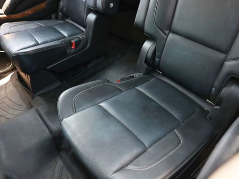 Used 2015 Chevrolet Suburban LTZ AWD/4WD image 15