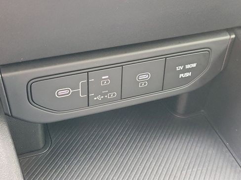Used 2025 Kia K4 LXS FWD image 27