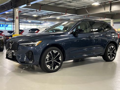 Used 2026 Volvo XC60 B5 Ultra w/ Protection Package Premier AWD/4WD image 5