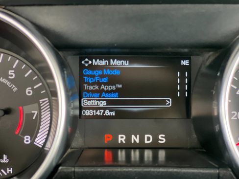 Used 2021 Ford Mustang Premium RWD image 25