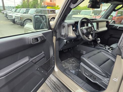 New 2026 Ford Bronco Outer Banks AWD/4WD image 17