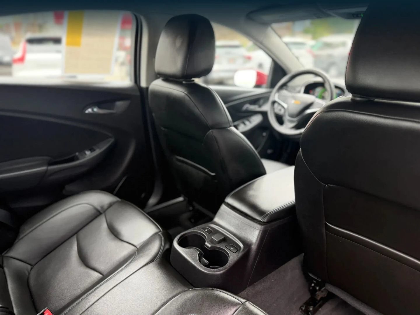 Used 2018 Chevrolet Volt Premier w/ Driver Confidence Package FWD image 38