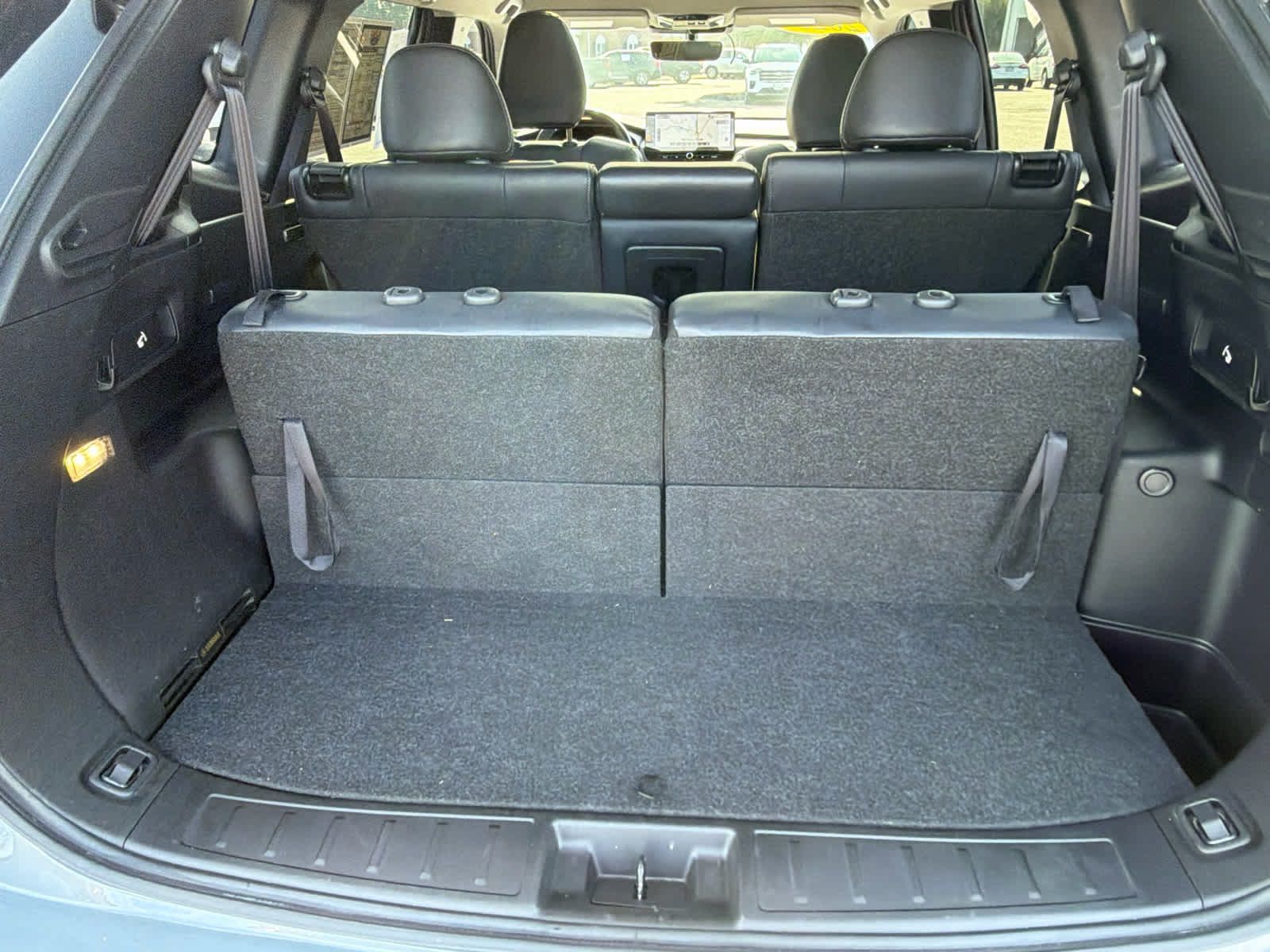 Used 2025 Mitsubishi Outlander SE FWD image 12
