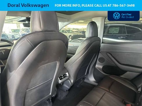 Used 2022 Tesla Model Y Performance image 23
