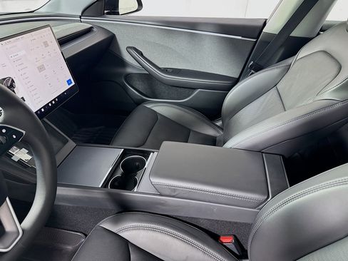 Used 2025 Tesla Model 3 RWD image 23