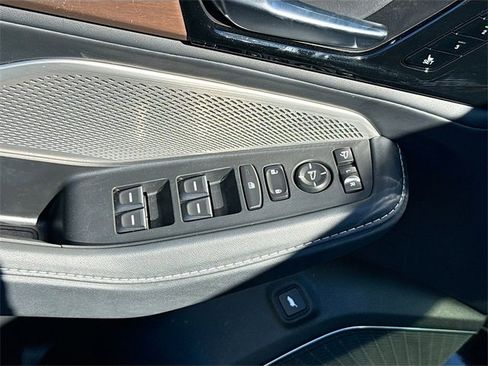 Used 2022 Acura MDX FWD w/ Technology Package image 18