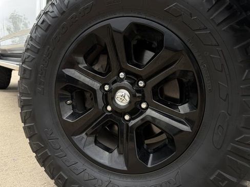 Used 2018 Toyota 4Runner SR5 RWD image 11