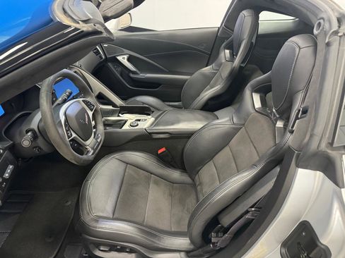 Used 2016 Chevrolet Corvette Z06 w/ 3LZ Preferred Equipment Group RWD image 16