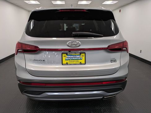 Used 2023 Hyundai Santa Fe SEL w/ Premium Package image 5
