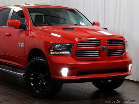 Used 2013 RAM 1500 Sport w/ Sport Premium Group AWD/4WD image 2