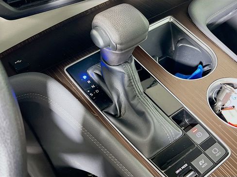 Certified 2022 Toyota Sienna LE image 16