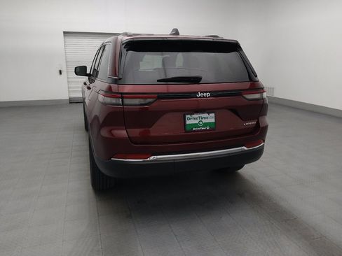 Used 2023 Jeep Grand Cherokee Laredo X RWD image 6