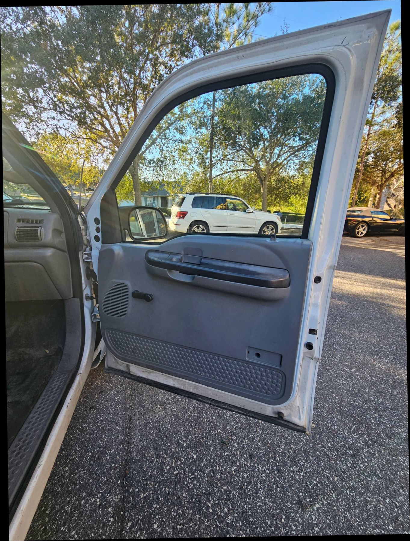 Used 2005 Ford F250 XL RWD image 14