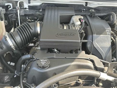 Used 2005 GMC Canyon SLE RWD image 15