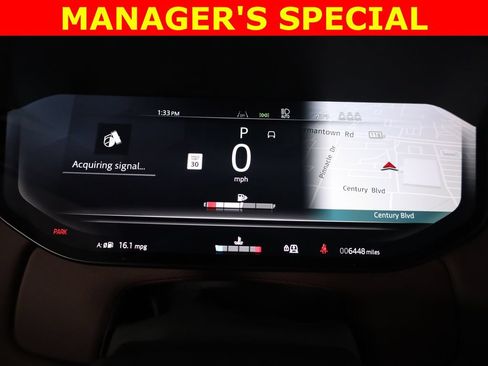 Used 2025 Land Rover Range Rover SE AWD/4WD image 19