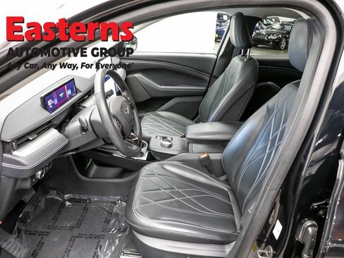 Used 2021 Ford Mustang Mach-E Select RWD image 14