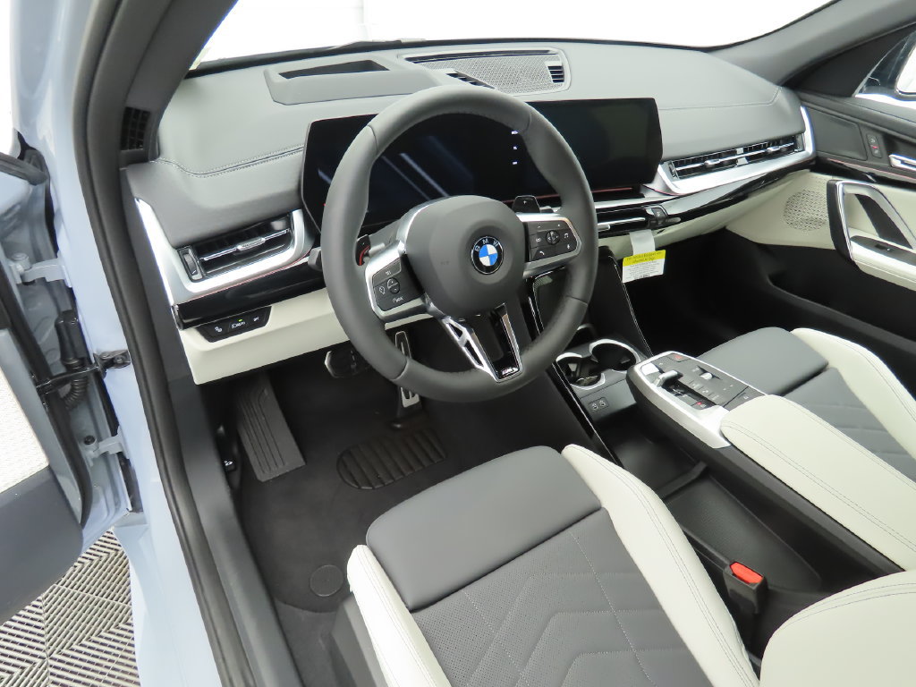 Certified 2026 BMW X2 xDrive28i w/ Technology Package AWD/4WD image 10