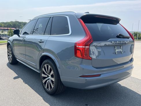Used 2023 Volvo XC90 B5 Core AWD/4WD image 7