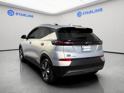 Used 2023 Chevrolet Bolt EUV LT w/ Convenience Package FWD image 6